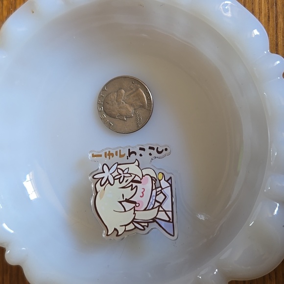 Nwt Handmade Lumine Genshin Impact Pin - Picture 3 of 3